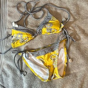 Candies XS Yellow flowers bikini